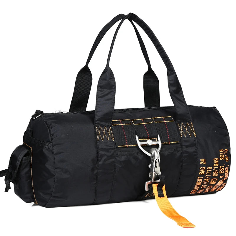LQARMY Lightweight Duffle Bag For Gym And Travel Comfort